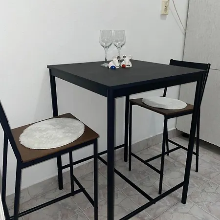 Cosy Unique Apartment In Budapest City Center Διαμέρισμα *